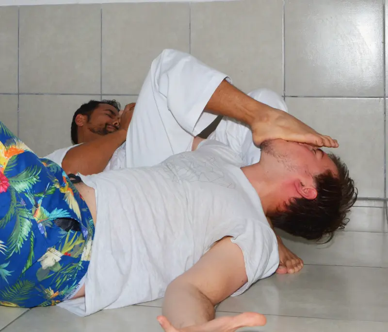 [IMAGE:https://www.watchfighters.com/Content/images/posts/Danielzaan_karateka/06.webp]