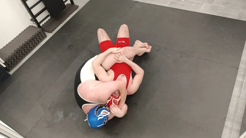 upload:Sicwre88_vs_BeefyBigBoy_When_Thighs_Become_a_Trap_005.webp